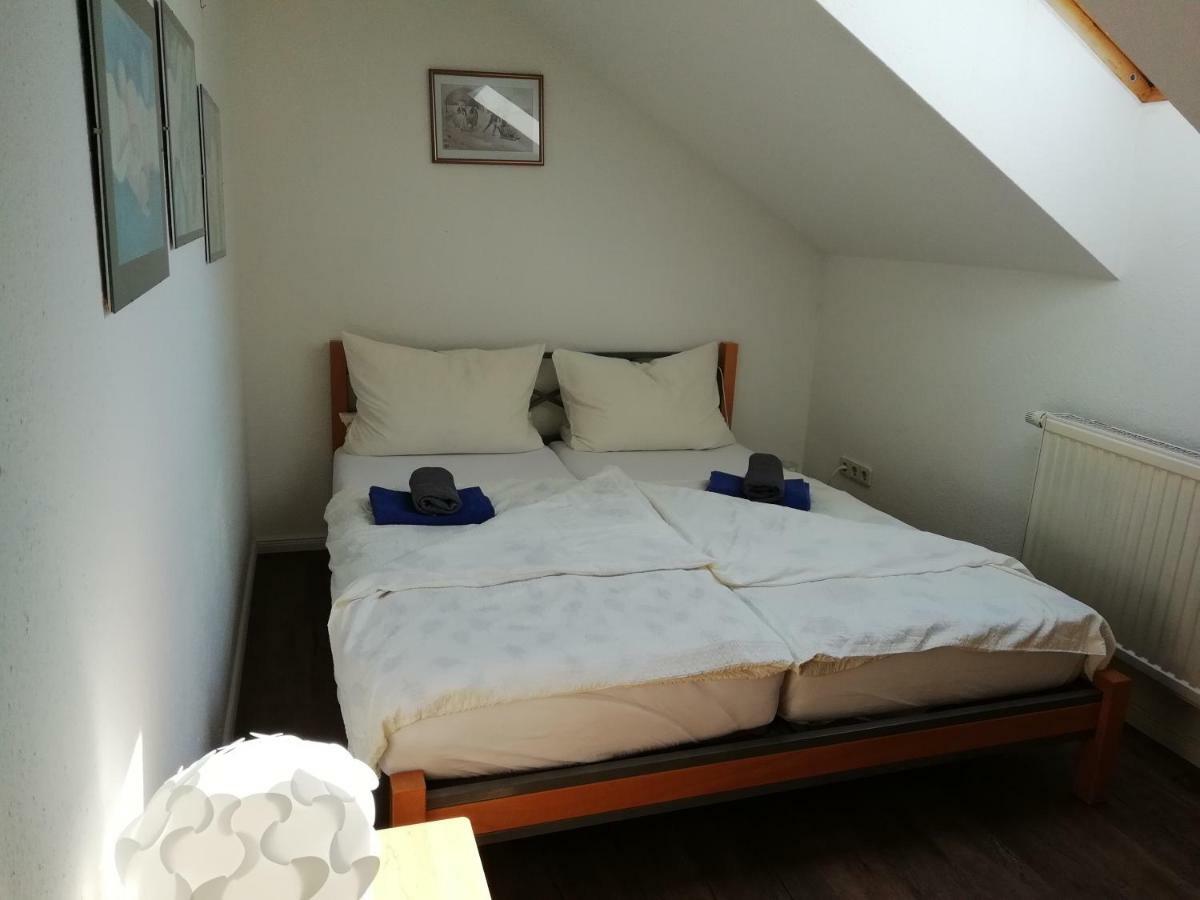 Ferienwohnung Am Torbogen Nr.3 Люббенау Экстерьер фото